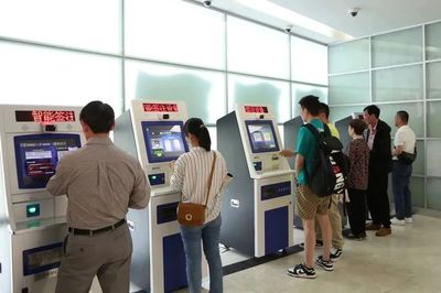 恢復辦證超200萬證次，全國通辦再優化 滬出入境部門新政提升服務能級